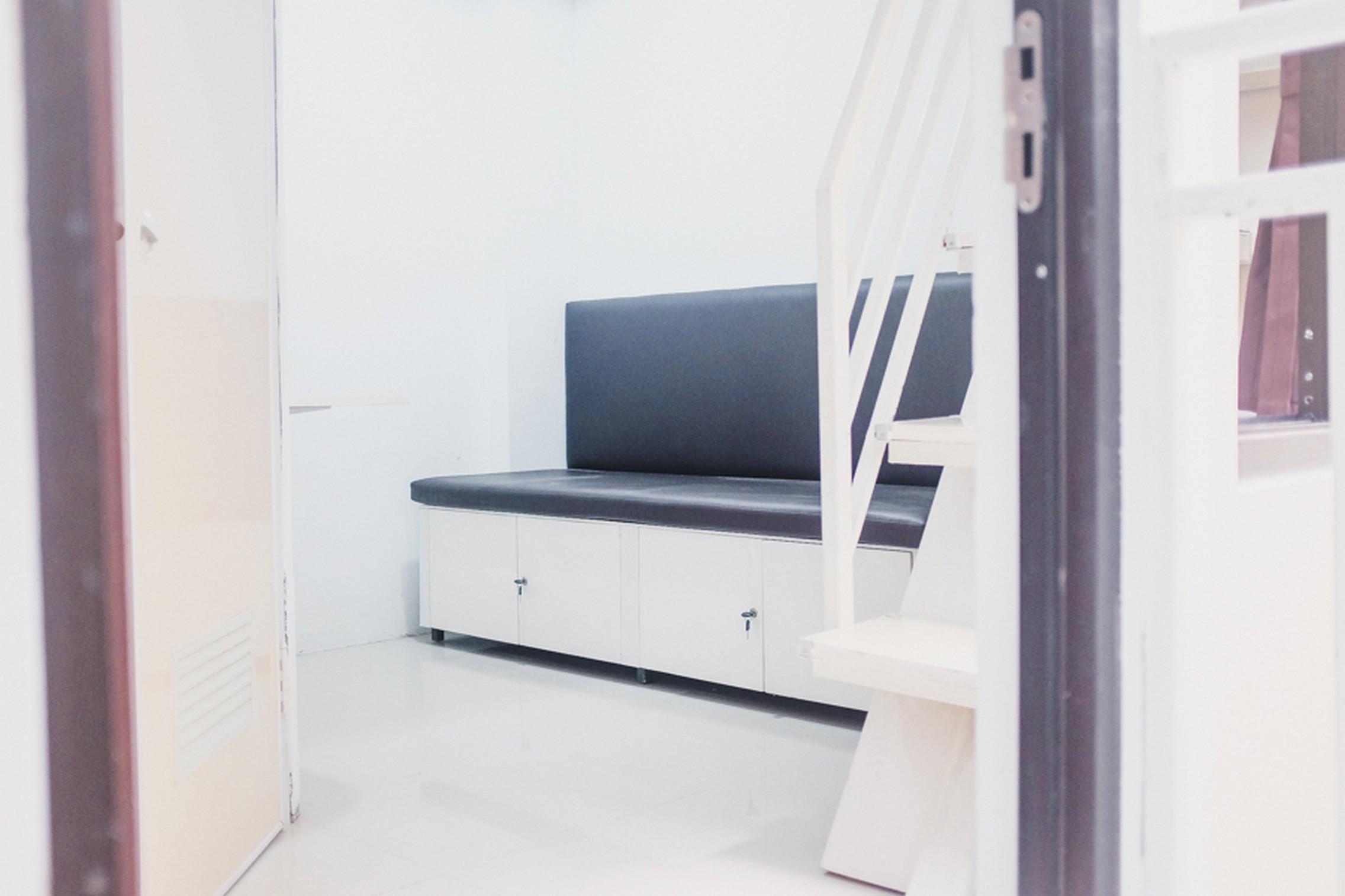 Reddoorz Near Hayam Wuruk Plaza Hotel Джакарта Екстериор снимка