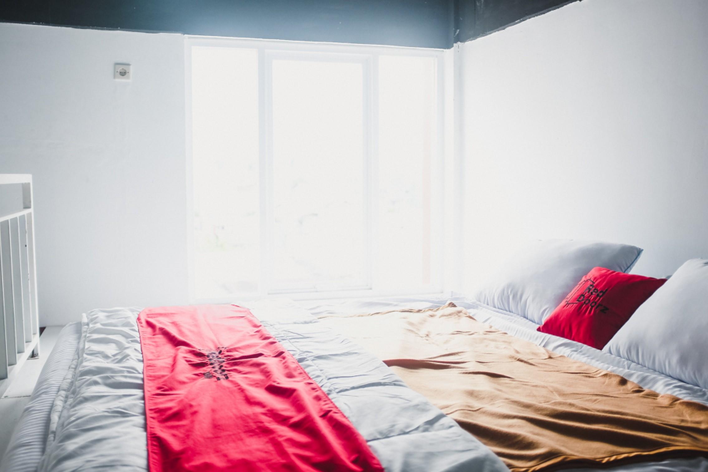 Reddoorz Near Hayam Wuruk Plaza Hotel Джакарта Екстериор снимка